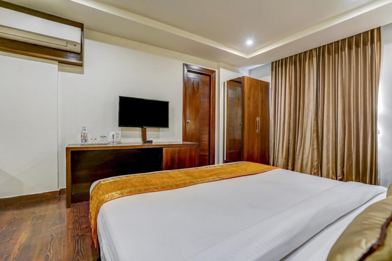 Townhouse 552Hotel Royal Court Jalandhar Exterior photo